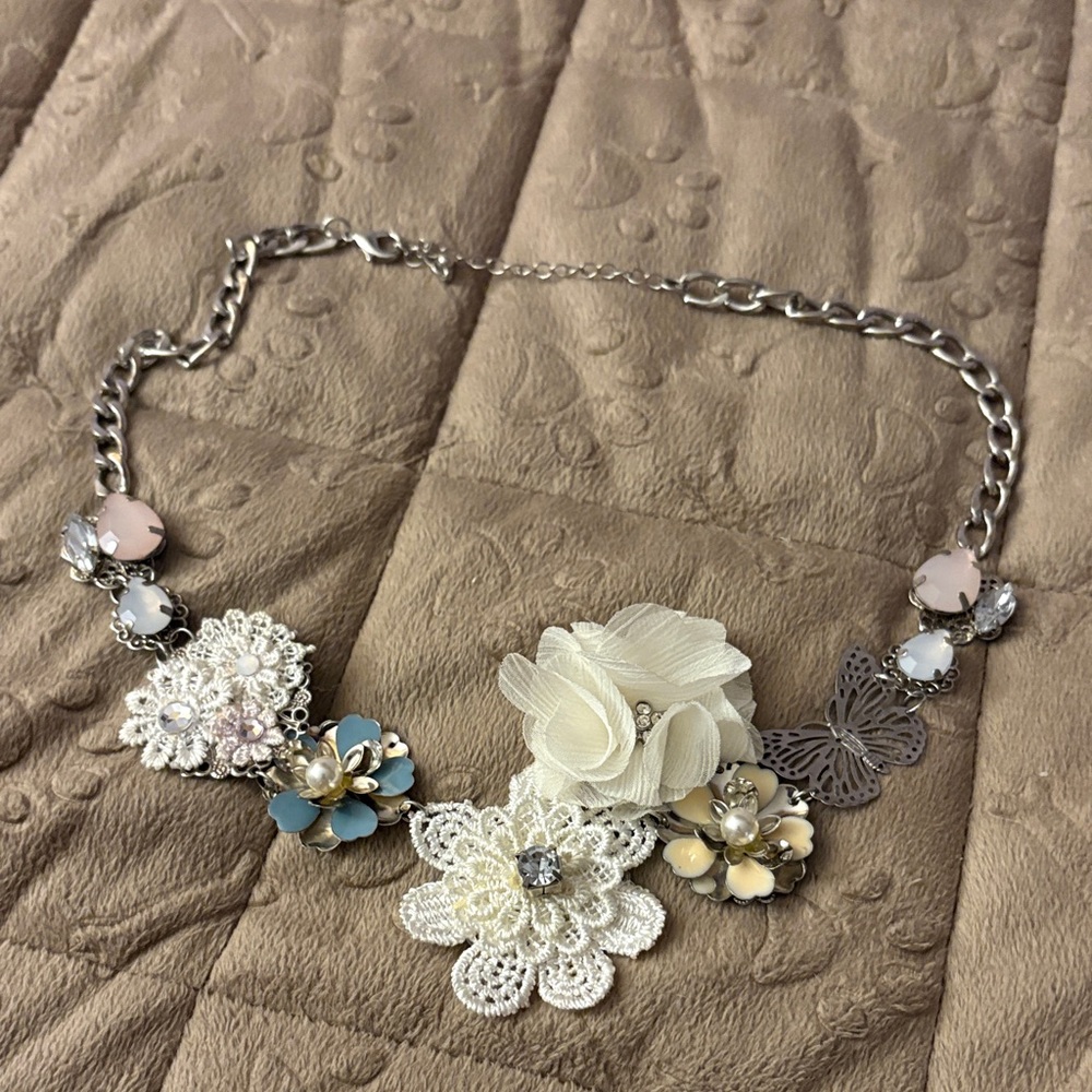 Floral Crochet Necklace with Silver Accents